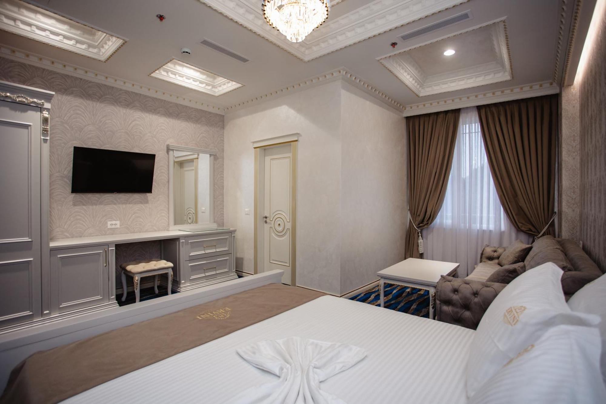 Ervini Boutique Hotel Shkodër Exterior foto